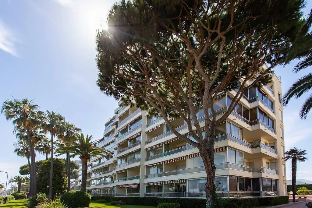 Appartement C4 - 1 Bdr Facing Sea & Beach - Parking, Tennis & Wifi Cannes