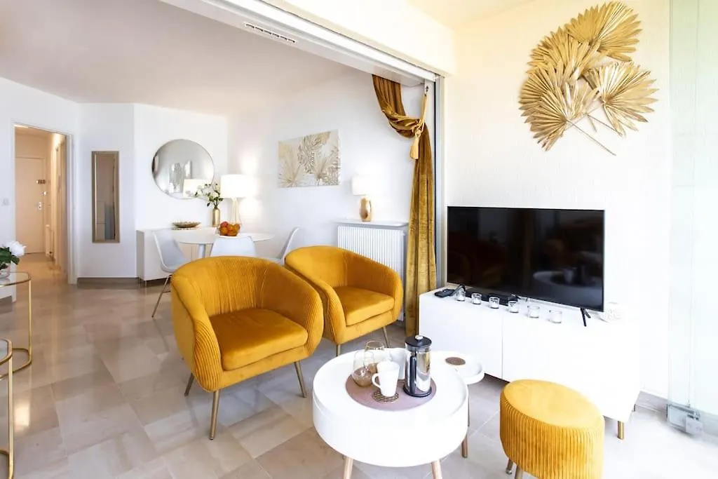 Appartement C4 - 1 Bdr Facing Sea & Beach - Parking, Tennis & Wifi Cannes