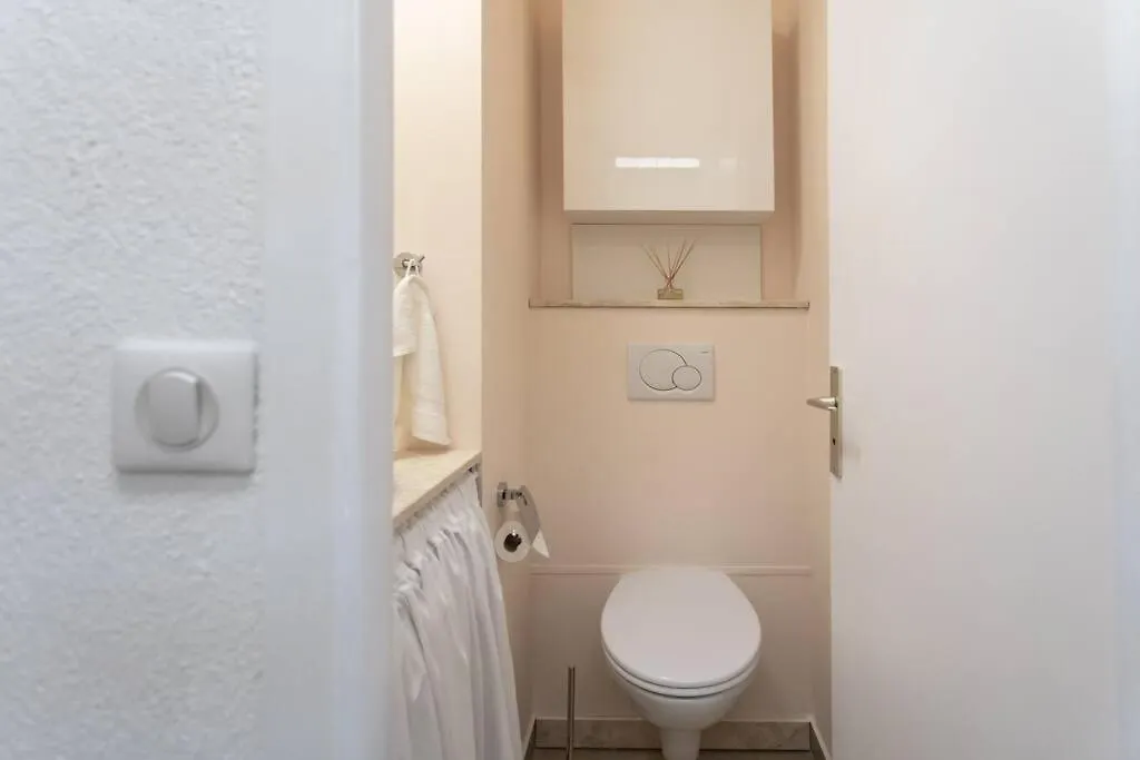 Apartament C4 - 1 Bdr Facing Sea & Beach - Parking, Tennis & Wifi Cannes Francja